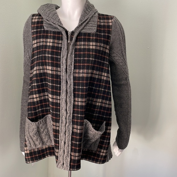 ANTHROPOLOGIE Moth Derry Plaid Flannel Sweater Jacket - Picture 4 of 11
